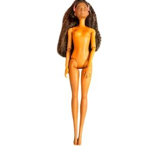2015 Mattel Barbie Doll‎ Latina Fashionista Curly Hair Brown Eyes Posable Body
